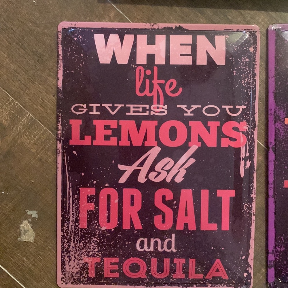 Home decor - Picture 2 of 7
